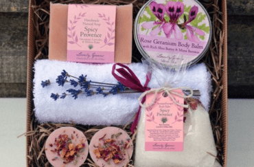 The Heartfelt Touch: Why Personalised Gifts is So Meaningful